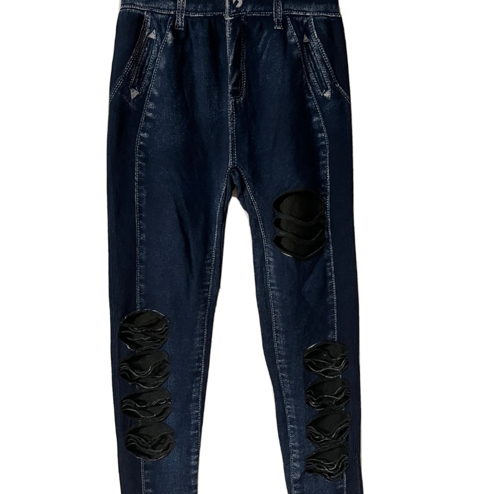 Women’s Small Blue Distress Jeans Ripe In The Front Stretch Material. Waist 24”,